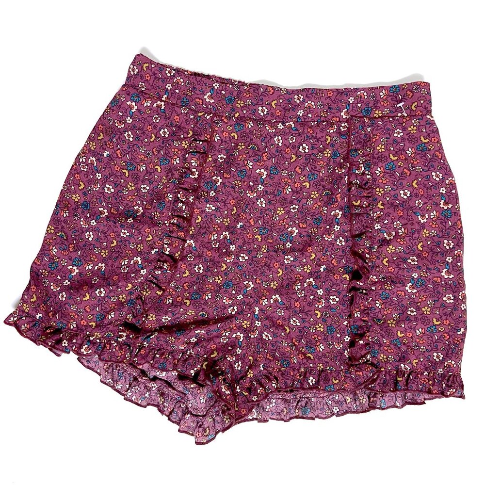 Xhilaration Floral Shorts with Ruffle Line (size small)